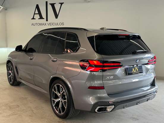 BMW-X5-3.0 I6 TURBO HÍBRIDO XDRIVE50E M SPORT AUTOMÁTICO BMW-X5-2025