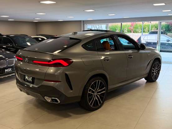BMW-X6-2024