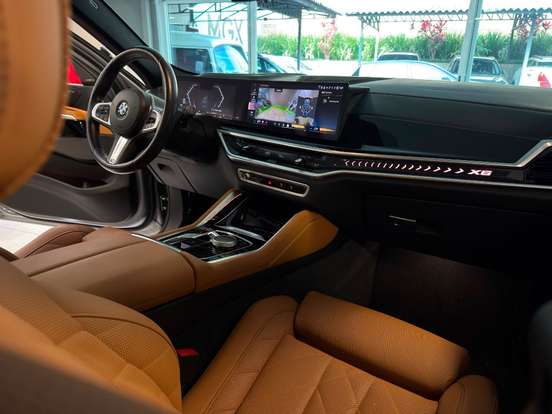 BMW-X6-2024