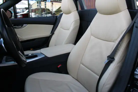 BMW-Z4-2.5 I6 GASOLINA SDRIVE23I AUTOMÁTICO BMW-Z4-2010