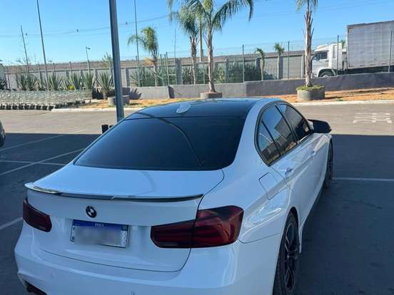 BMW-320i-2.0 SPORT GP 16V TURBO ACTIVE FLEX 4P AUTOMÁTICO BMW-320i-2017