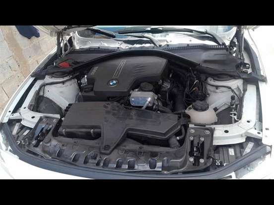 BMW-328i-2.0 LUXURY SEDAN 16V GASOLINA 4P AUTOMÁTICO BMW-328i-2012