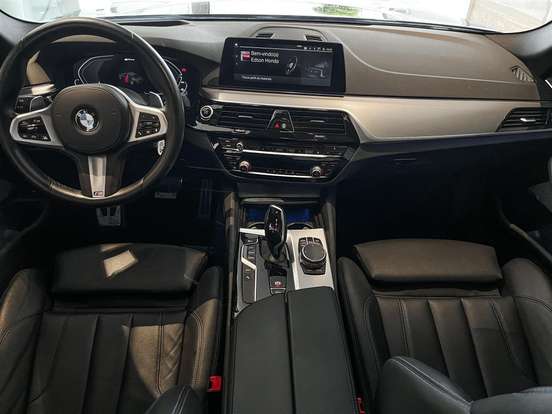 BMW-530e-2.0 16V TWINPOWER HÍBRIDO M SPORT AUTOMÁTICO BMW-530e-2019