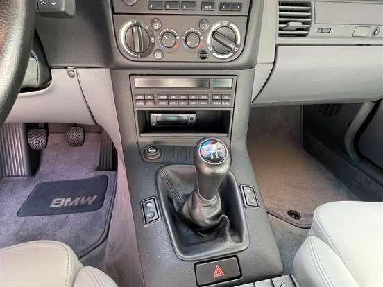 BMW-M3-3.0 (USA) 6 CILINDROS 24V GASOLINA 2P MANUAL BMW-M3-1995