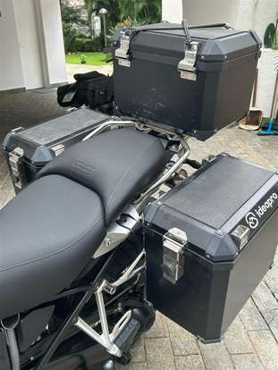 BMW-R 1250 GS ADVENTURE TRIPLE BLACK-2024