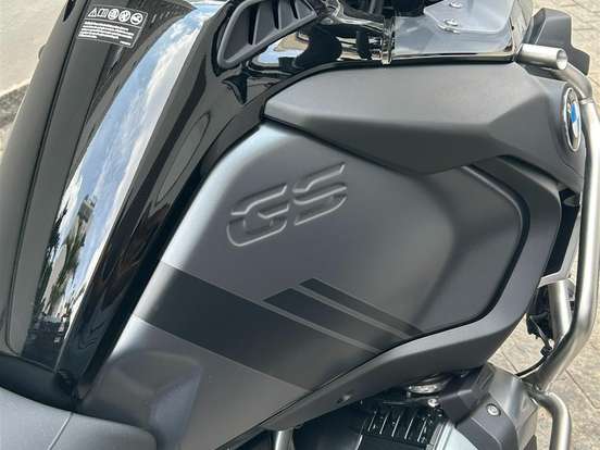BMW-R 1250 GS ADVENTURE TRIPLE BLACK BMW-R 1250 GS ADVENTURE TRIPLE BLACK-2024
