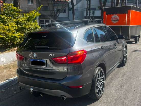 BMW-X1-2.0 16V TURBO ACTIVEFLEX SDRIVE20I X-LINE 4P AUTOMÁTICO BMW-X1-2016