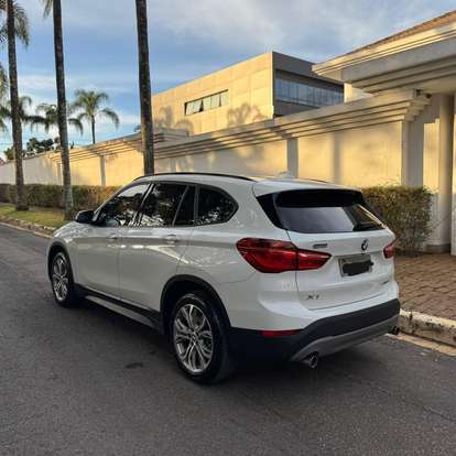 BMW-X1-2019