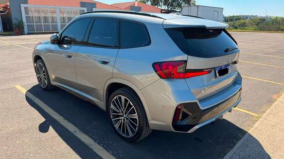 BMW-X1-2024