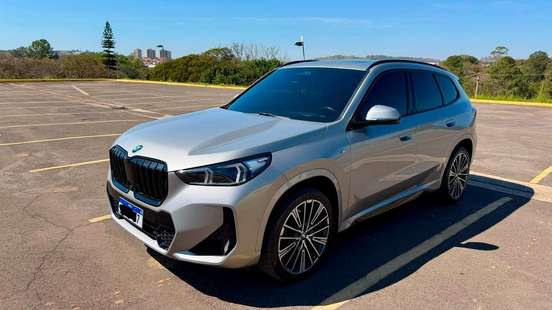 BMW-X1-2024