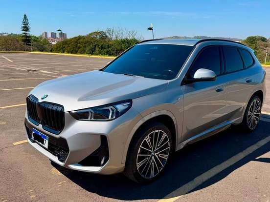BMW-X1-2.0 16V TURBO GASOLINA SDRIVE20I M SPORT STEPTRONIC BMW-X1-2024