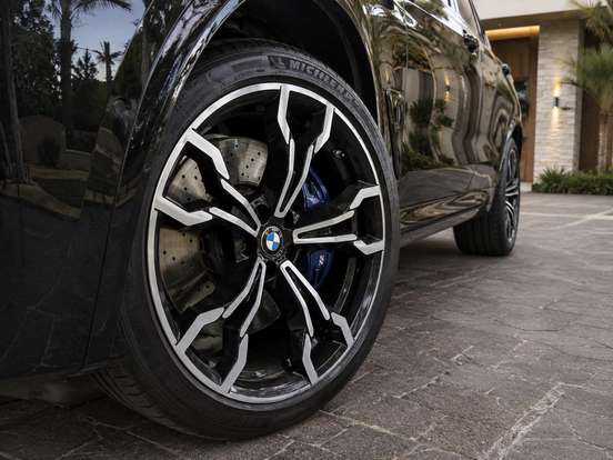 BMW-X4-2019