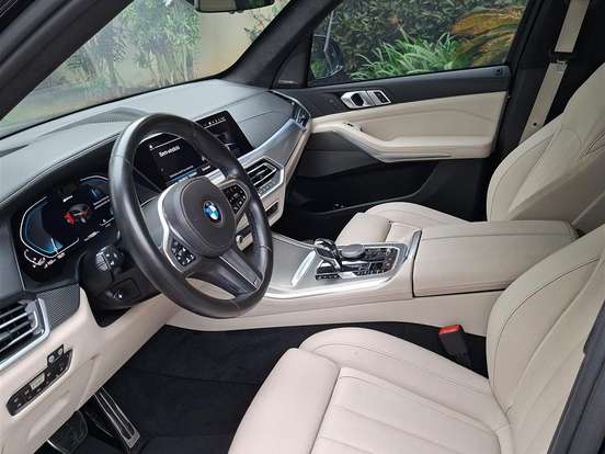 BMW-X5-3.0 I6 TURBO HÍBRIDO XDRIVE45E M SPORT AUTOMÁTICO BMW-X5-2020