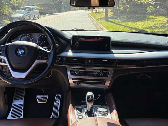 BMW-X6-3.0 35I 4X4 COUPÉ 6 CILINDROS 24V GASOLINA 4P AUTOMÁTICO BMW-X6-2015