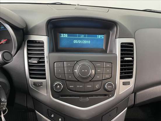 CHEVROLET-CRUZE-2013