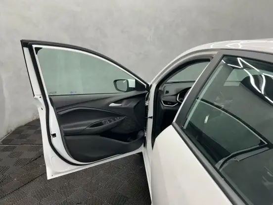 CHEVROLET-ONIX-2025