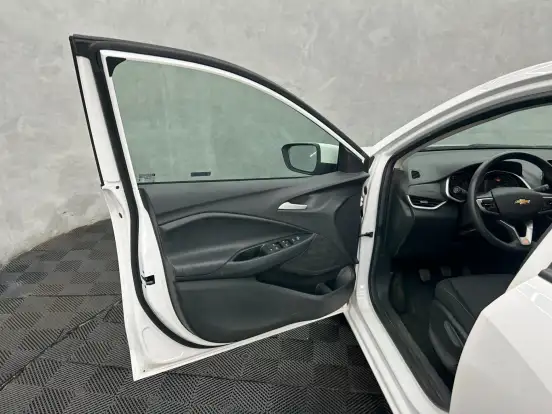 CHEVROLET-ONIX-1.0 TURBO FLEX PLUS LT MANUAL CHEVROLET-ONIX-2024