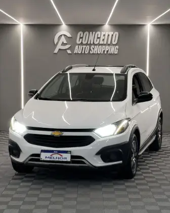 CHEVROLET ONIX 1.4 MPFI ACTIV 8V FLEX 4P AUTOMÁTICO