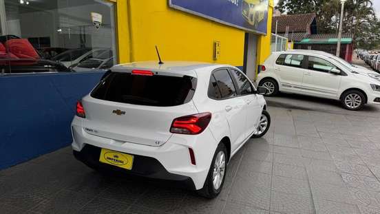 CHEVROLET-ONIX-2022