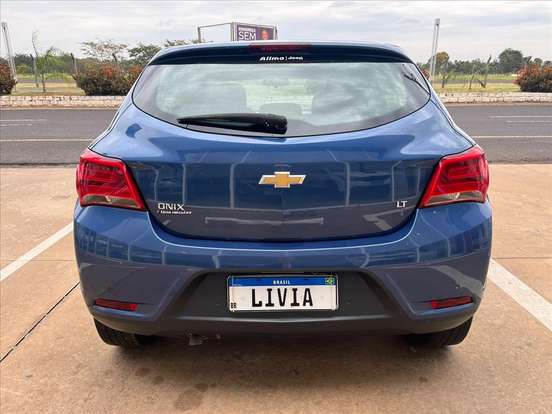 CHEVROLET-ONIX-1.4 MPFI LT 8V FLEX 4P AUTOMÁTICO CHEVROLET-ONIX-2018
