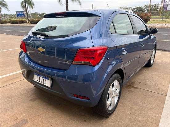 CHEVROLET-ONIX-1.4 MPFI LT 8V FLEX 4P AUTOMÁTICO CHEVROLET-ONIX-2018