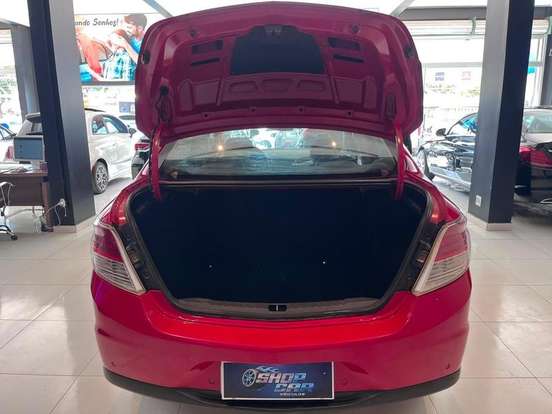 CHEVROLET-PRISMA-2014