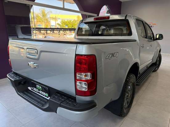 CHEVROLET-S10-2.8 LT 4X4 CD 16V TURBO DIESEL 4P AUTOMÁTICO CHEVROLET-S10-2012