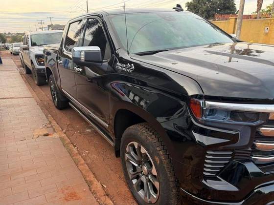 CHEVROLET SILVERADO 5.3 V8 GASOLINA 1500 HIGH COUNTRY 4X4 AUTOMÁTICO