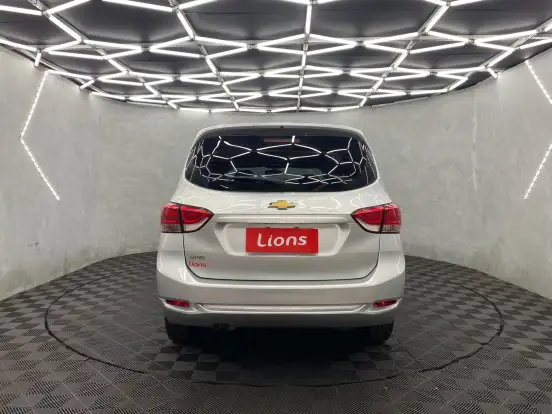 CHEVROLET-SPIN-2022