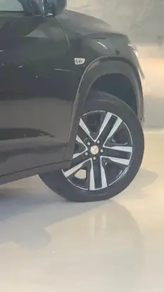 CHEVROLET-TRACKER-2023