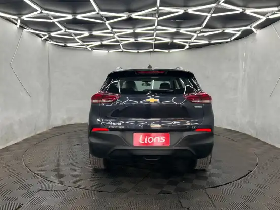 CHEVROLET-TRACKER-2024