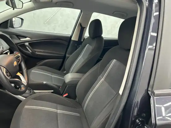 CHEVROLET-TRACKER-2024