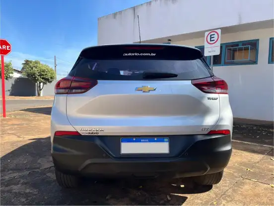 CHEVROLET-TRACKER-2022