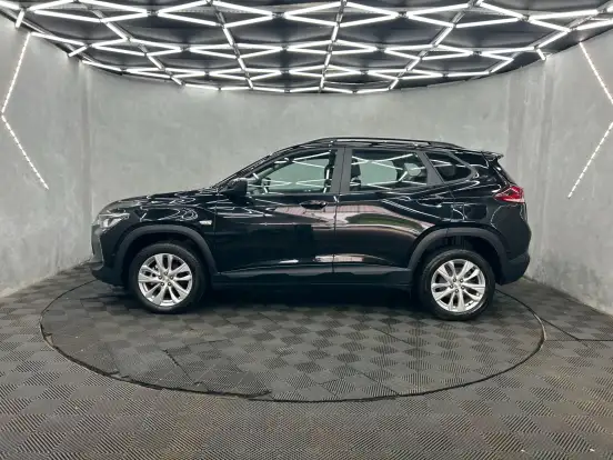 CHEVROLET-TRACKER-2025