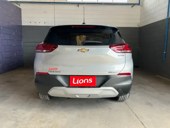 CHEVROLET-TRACKER-2022