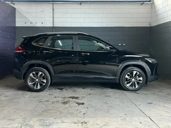 CHEVROLET-TRACKER-2024