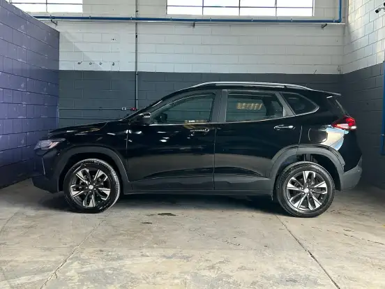 CHEVROLET-TRACKER-2024
