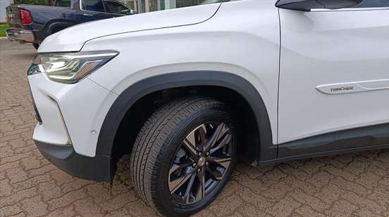 CHEVROLET-TRACKER-2024