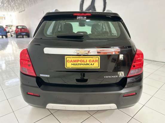 CHEVROLET-TRACKER-2015