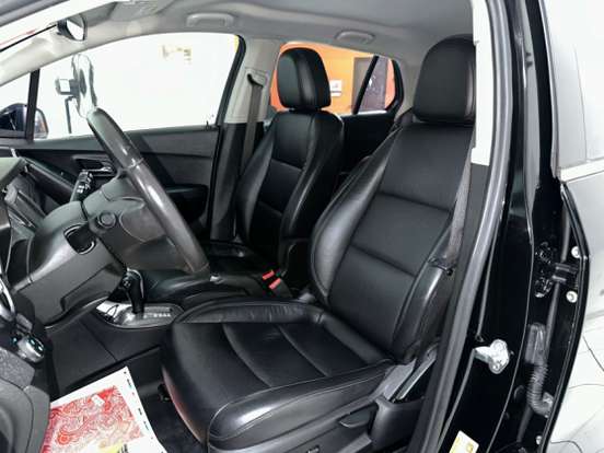 CHEVROLET-TRACKER-2015