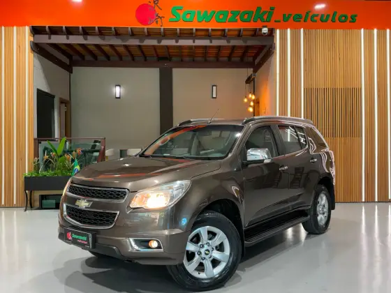 CHEVROLET TRAILBLAZER 2.8 LTZ 4X4 16V TURBO DIESEL 4P AUTOMÁTICO CHEVROLET TRAILBLAZER 2.8 LTZ 4X4 16V TURBO DIESEL 4P AUTOMÁTICO
