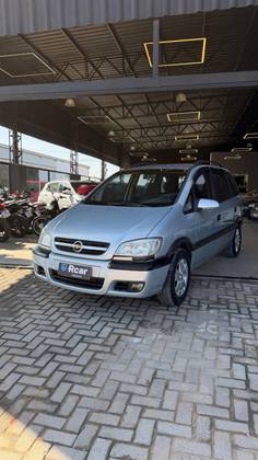CHEVROLET ZAFIRA 2.0 MPFI EXPRESSION 8V FLEX 4P AUTOMÁTICO