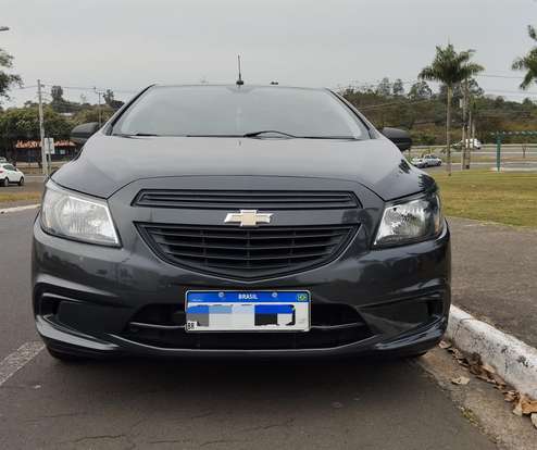 CHEVROLET-ONIX-2018