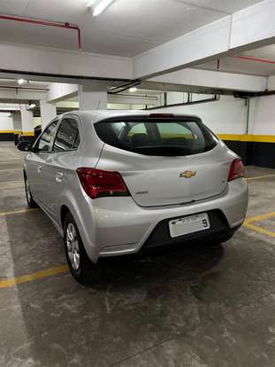 CHEVROLET-ONIX-2018