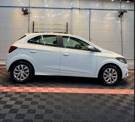 CHEVROLET ONIX 1.4 MPFI LT 8V FLEX 4P AUTOMÁTICO
