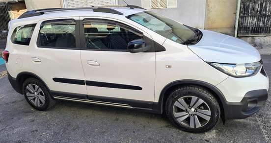 CHEVROLET-SPIN-1.8 ACTIV 8V FLEX 4P AUTOMÁTICO CHEVROLET-SPIN-2018