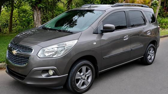CHEVROLET SPIN 1.8 LT 8V FLEX 4P MANUAL