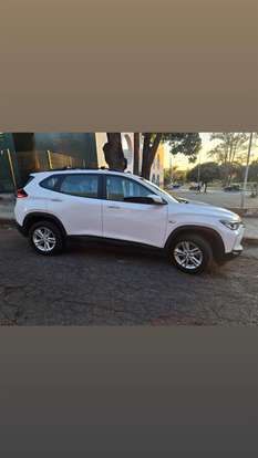 CHEVROLET-TRACKER-2021
