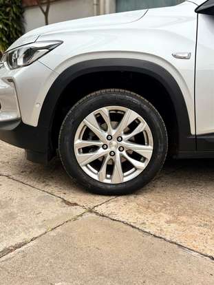 CHEVROLET-TRACKER-2020