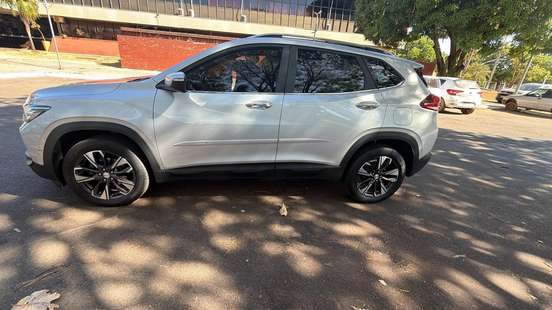 CHEVROLET-TRACKER-2020